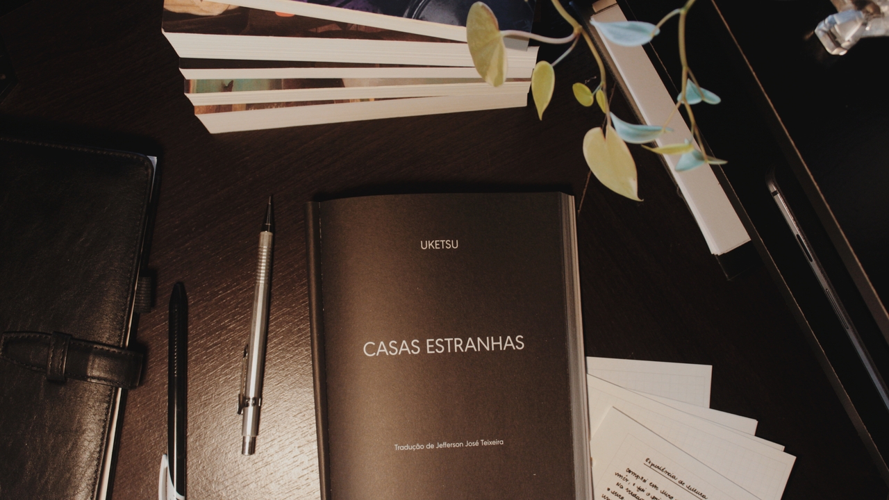 Resenha: Casas estranhas – Uketsu