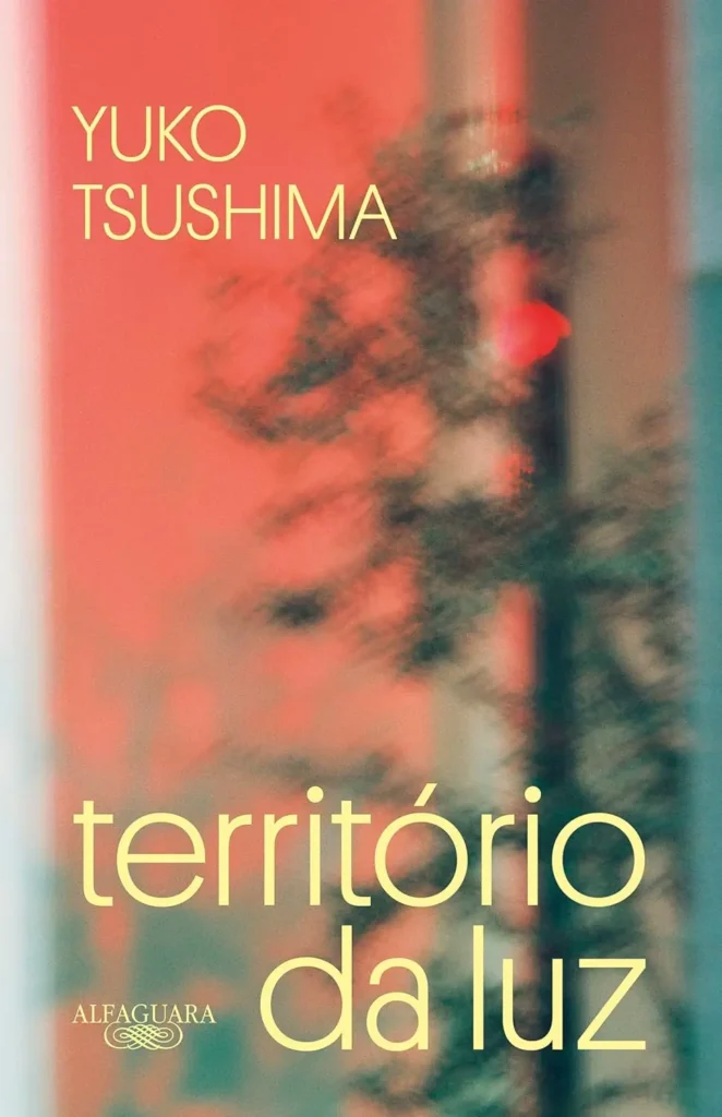 Capa do livro Território da luz, de Yuko Tsushima