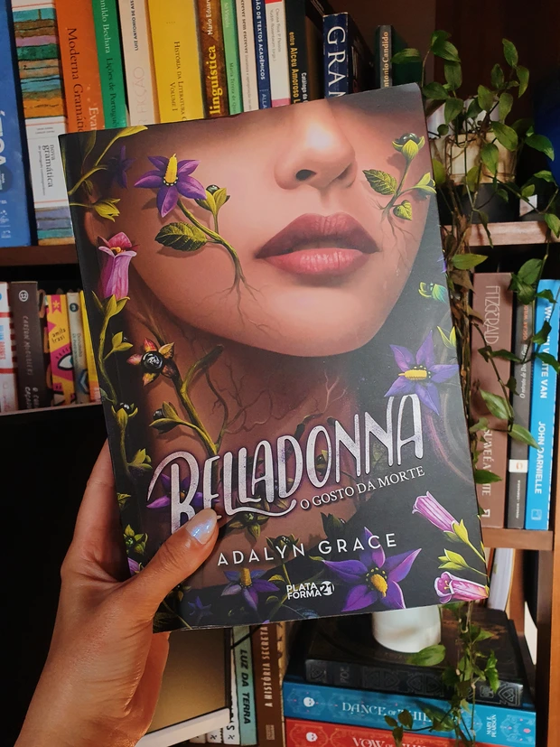 Capa do livro Belladonna, da autora Adalyn Grace